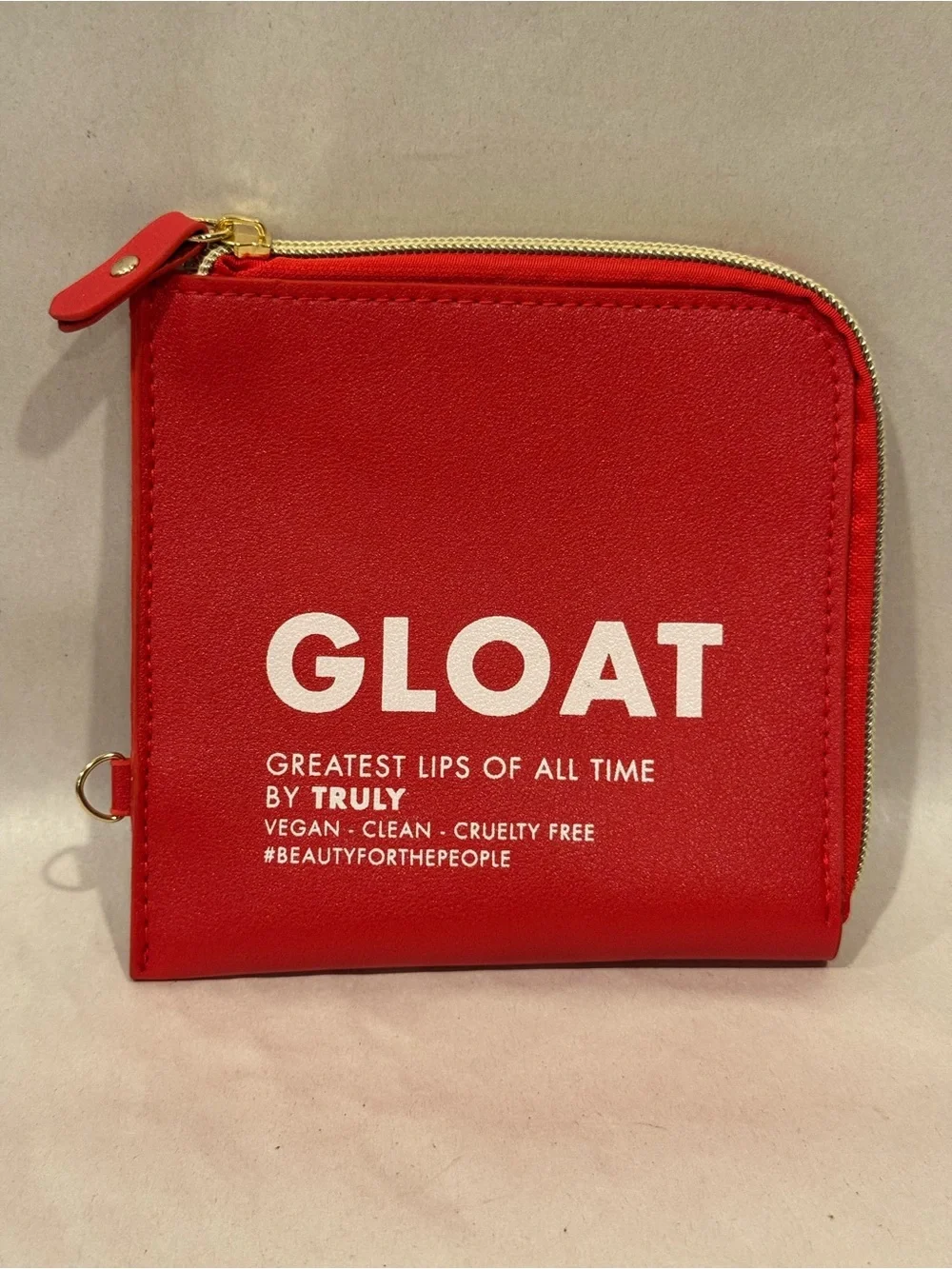 TRULY‎ GLOAT Red Zip Wallet Makeup Cost- Vegan Cosmetic Pouch